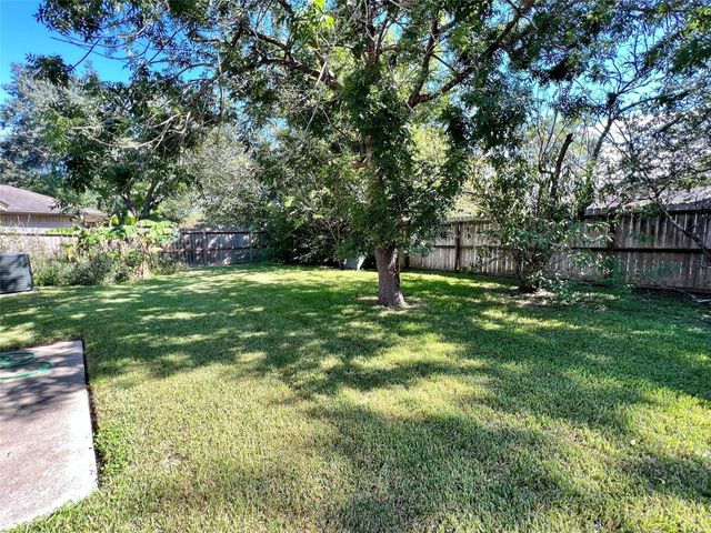 3030 Sherborne Street, Pearland, TX 77584