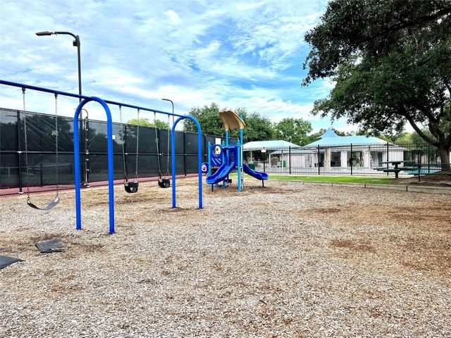 3030 Sherborne Street, Pearland, TX 77584