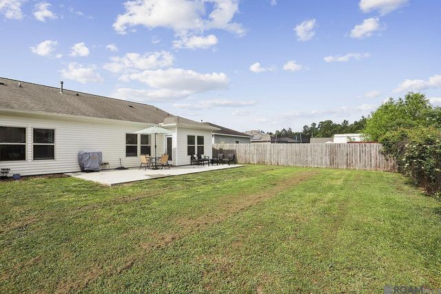 13019 Vermillion Dr, Denham Springs, LA 70726