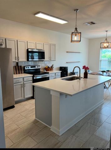 13019 Vermillion Dr, Denham Springs, LA 70726