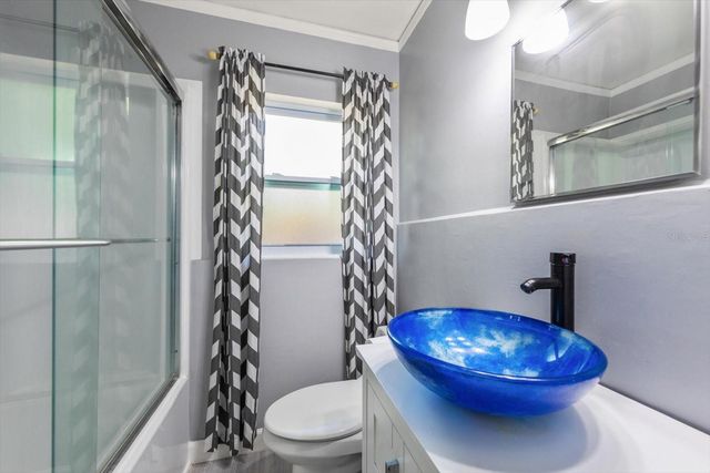 611 11TH STREET NW, Largo, FL 33770