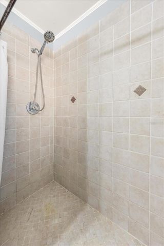 611 11TH STREET NW, Largo, FL 33770