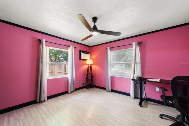 611 11TH STREET NW, Largo, FL 33770