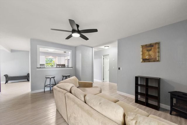 611 11TH STREET NW, Largo, FL 33770