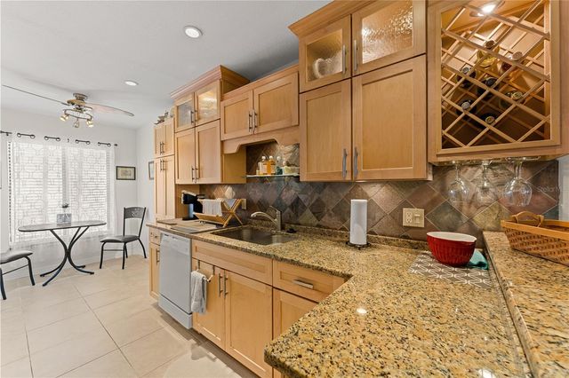 7310 SUNSHINE SKYWAY LANE S 112, St Petersburg, FL 33711