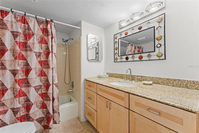 7310 SUNSHINE SKYWAY LANE S 112, St Petersburg, FL 33711