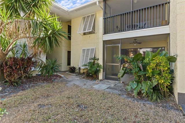7310 SUNSHINE SKYWAY LANE S 112, St Petersburg, FL 33711