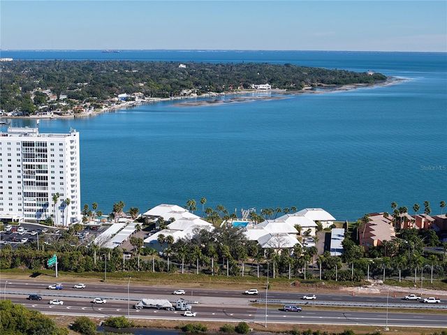 7310 SUNSHINE SKYWAY LANE S 112, St Petersburg, FL 33711