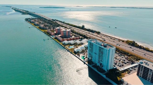 7310 SUNSHINE SKYWAY LANE S 112, St Petersburg, FL 33711