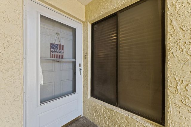 7310 SUNSHINE SKYWAY LANE S 112, St Petersburg, FL 33711