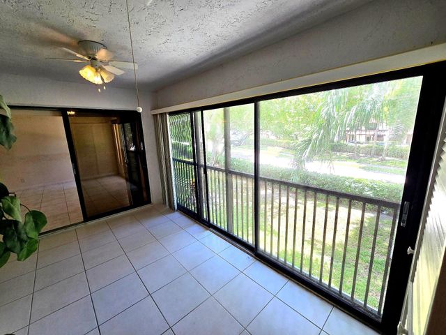 4049 N Carambola Circle N, Coconut Creek, FL 33066