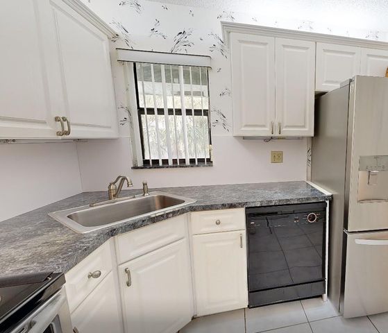 4049 N Carambola Circle N, Coconut Creek, FL 33066