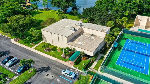 4049 N Carambola Circle N, Coconut Creek, FL 33066