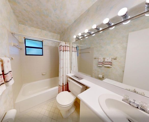 4049 N Carambola Circle N, Coconut Creek, FL 33066