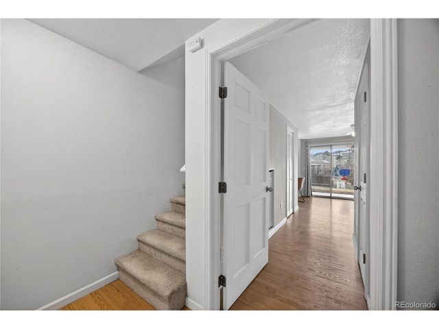 9410 W Ontario Dr, Littleton, CO 80128