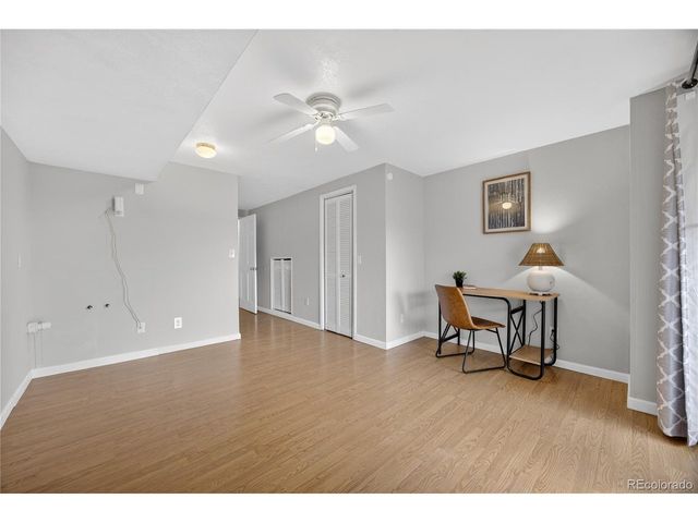 9410 W Ontario Dr, Littleton, CO 80128