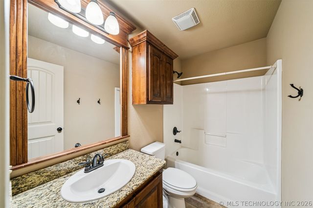 14320 E 92nd Street North, Owasso, OK 74055