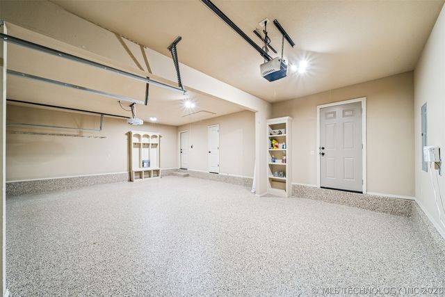 14320 E 92nd Street North, Owasso, OK 74055
