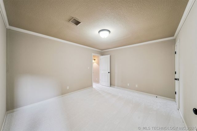 14320 E 92nd Street North, Owasso, OK 74055