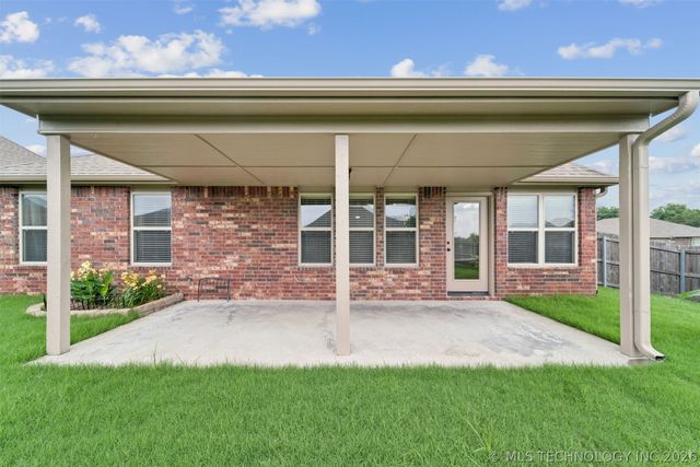 14320 E 92nd Street North, Owasso, OK 74055