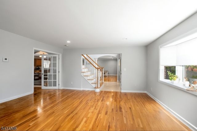 17 Drift Rd, Watchung Boro, NJ 07069