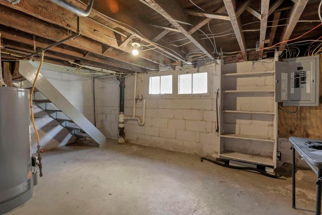 44 Bowers Avenue, Newark, OH 43055