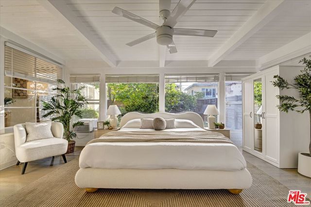 852 11th St, Santa Monica, CA 90403