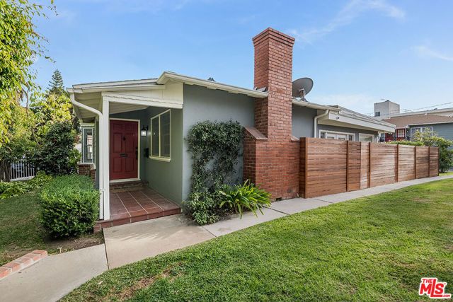 852 11th St, Santa Monica, CA 90403