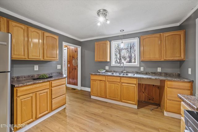 2726 Patrick Ave, Maryville, TN 37804