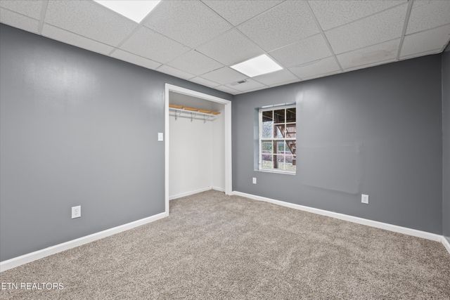 2726 Patrick Ave, Maryville, TN 37804