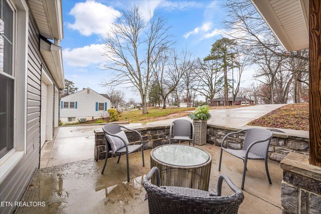 2726 Patrick Ave, Maryville, TN 37804