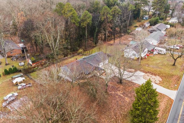 2726 Patrick Ave, Maryville, TN 37804