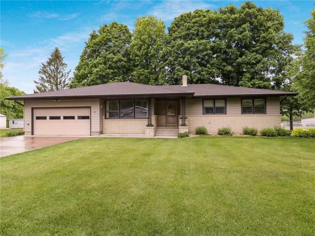 407 S Scott Street, Elmwood, WI 54740