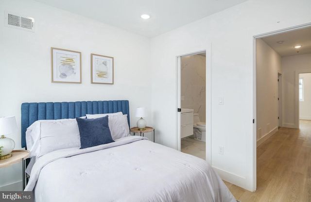 3957 WYALUSING AVE, Philadelphia, PA 19104