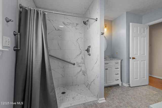 2641 Lennoxville Road, Beaufort, NC 28516