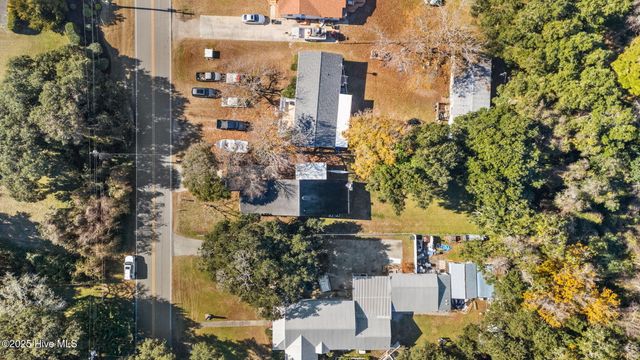 2641 Lennoxville Road, Beaufort, NC 28516