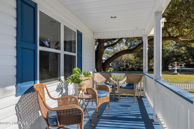 2641 Lennoxville Road, Beaufort, NC 28516