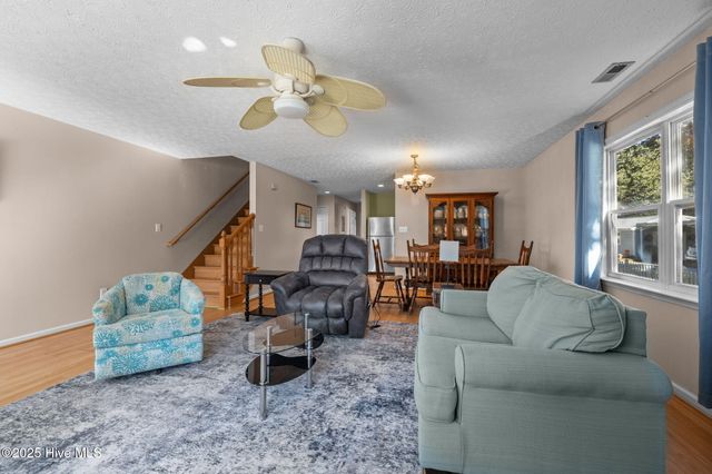 2641 Lennoxville Road, Beaufort, NC 28516