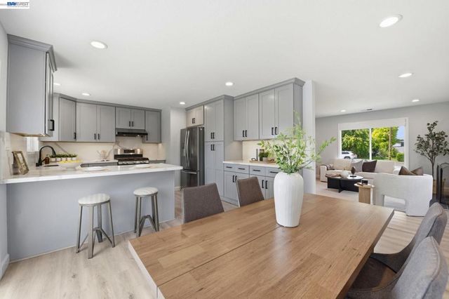 36023 Pizarro Dr, Fremont, CA 94536