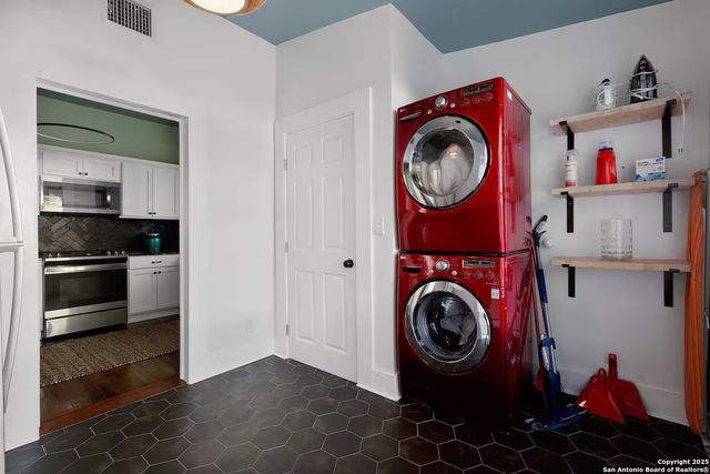 724 N Cherry, San Antonio, TX 78202