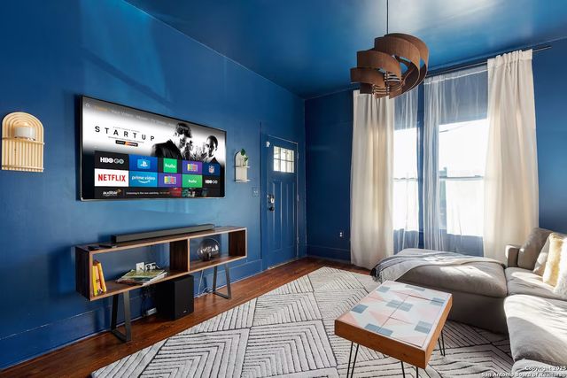 724 N Cherry, San Antonio, TX 78202