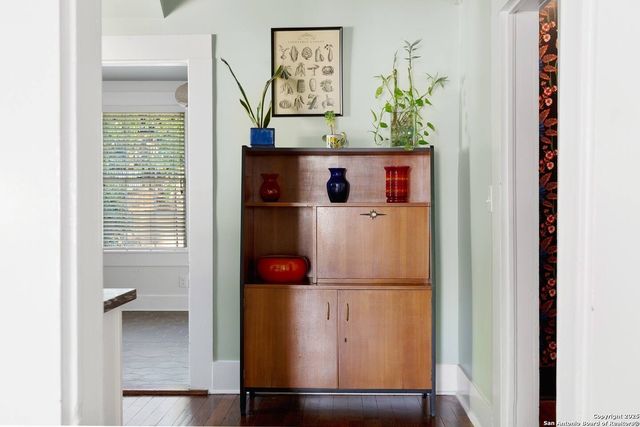 724 N Cherry, San Antonio, TX 78202