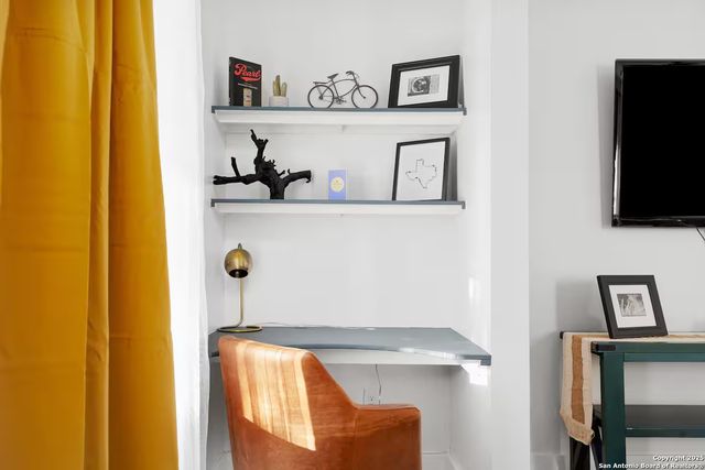 724 N Cherry, San Antonio, TX 78202