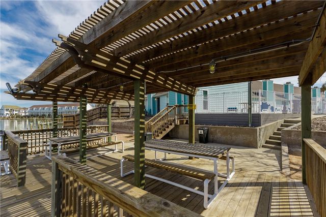 15201 Leeward Dr B3, Corpus Christi, TX 78418