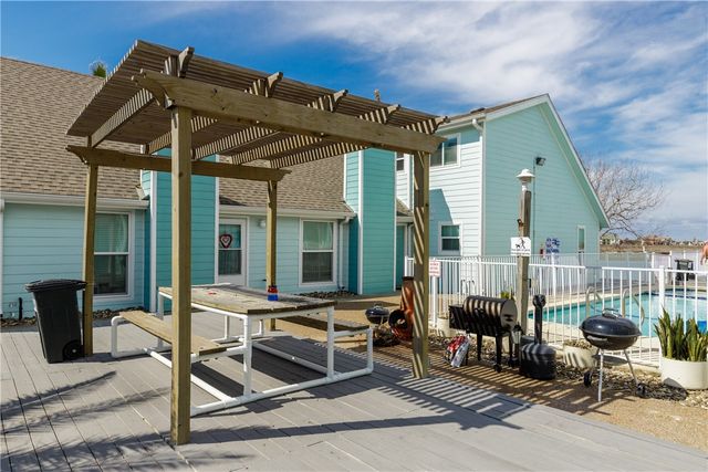 15201 Leeward Dr B3, Corpus Christi, TX 78418