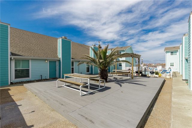 15201 Leeward Dr B3, Corpus Christi, TX 78418