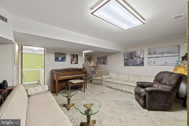 10206 GALAHAD RD, Philadelphia, PA 19116