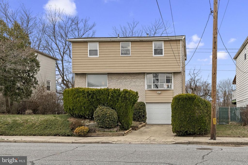 10206 GALAHAD RD, Philadelphia, PA 19116