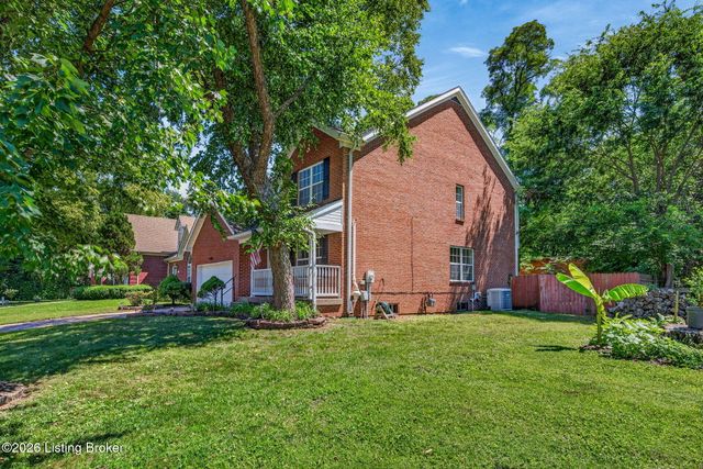 4207 Bridlepath Pl, Louisville, KY 40245