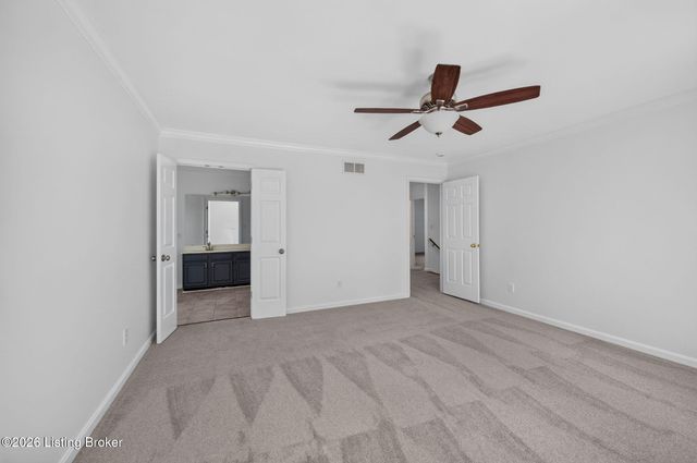 4207 Bridlepath Pl, Louisville, KY 40245